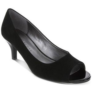Karen Scott NWT Mory Peep-Toe Pumps